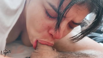 I love giving head and it shows