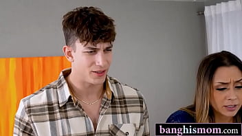 Dinner table turns into foursome with horny milfs and stepsons