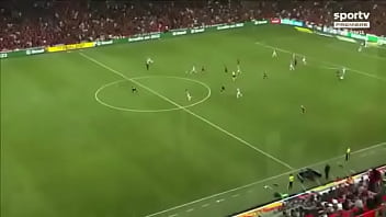 Hulk enraba poodles sem dó nenhum