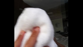 I spot her naked on the hotel window when i wash the glass and i entered in the room with my cock hard