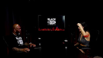 Não gosta de pau grande só fica pelada em casa tenho brinquedos sexuais e o squirting taluane boom watch sheer red