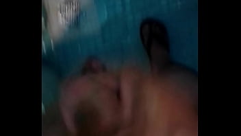 Sacándo un poco de lechita Sacándo un poco de lechita
