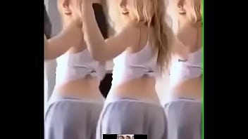 Sabrina carpenter extended night clothing