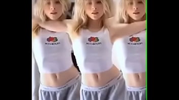 Sabrina carpenter extended night clothing