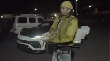 Playboi carti ur the moon