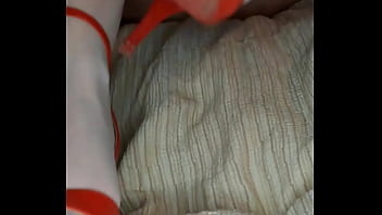 Eclisse toglie le calze di finissime