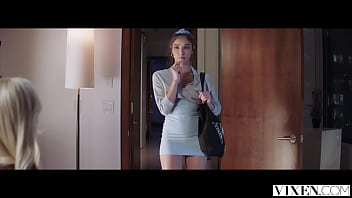 Vixen sensual babe cant resist hard cock