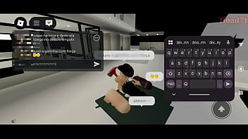 Quarteto com três putinhas gostosas e submissa ao meu pau roblox