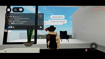 Quarteto com três putinhas gostosas e submissa ao meu pau roblox