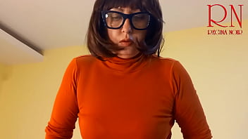 Grow like a tower giant secretary in the office the manager guy is very surprised by her height s1