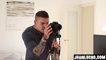 Milf model ends the photo shoot eating a fat cock