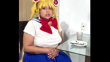 Chubby sailor moon ripping nasty farts