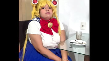 Chubby sailor moon ripping nasty farts