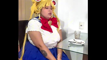 Chubby sailor moon ripping nasty farts
