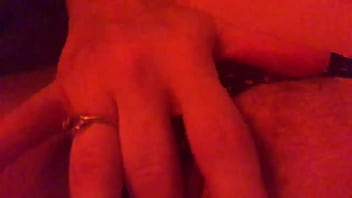 Rubbing my pussy so good