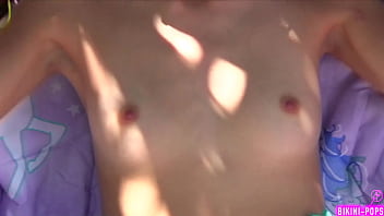 Bikini pops "sugar baby"