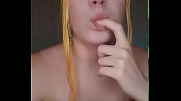 Телочка забыла вырубить skype Телочка забыла вырубить skype