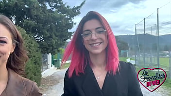 Jade et leila se font tourner deux lascars bien montés