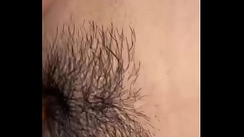 Filma como me penetra una y otra ves