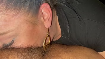 No gagging sloppy facefuck for punky boobster