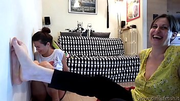 Big foot girl get her foot crushed