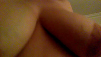 Thick wife riding and cumming