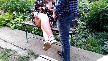 I'm cumming on my mother in law's bare feet