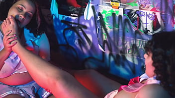 Bbw lesbian foot worship and pussy eating