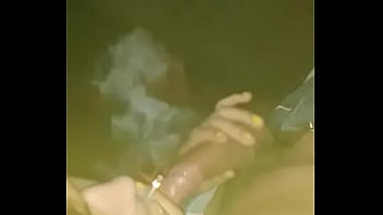 Novinha Fumando E Chupando thumbnail