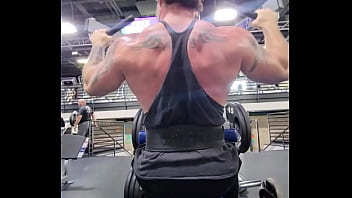 Back pump who loves a powerful back