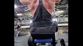 Back pump who loves a powerful back