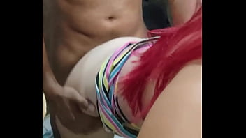 Pegando branquinha no banheiro sailor girl