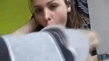 Cumshot facial brunette