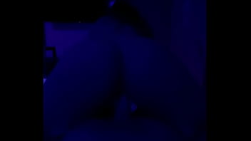 Novinha sentando demais no cacete do namorado