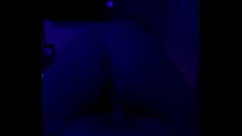 Novinha sentando demais no cacete do namorado