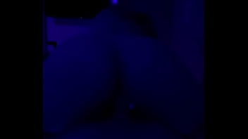 Novinha sentando demais no cacete do namorado