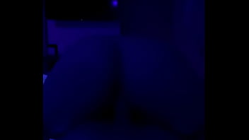 Novinha sentando demais no cacete do namorado