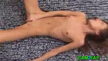 Cute brunette free teen porn video