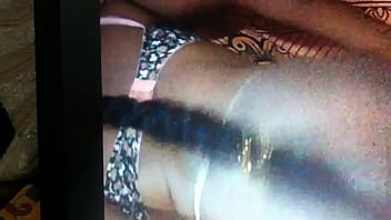 Shemale tini vini ginadancing