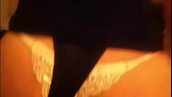 Casado Comendo Me Comendo De Calcinha thumbnail