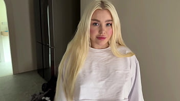 Cum in a classmate a college girl saw my house and offered to have sex with me Cum in a classmate a college girl saw my house and offered to have sex with me