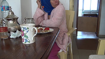 Turbanli stepmom in istanbul loves her stepsons big dick