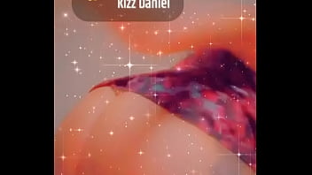 Chubby queen shaking her big sexy tattoed booty