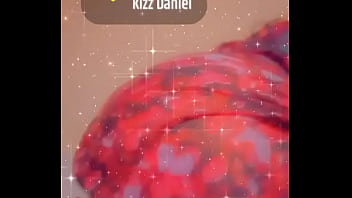 Chubby queen shaking her big sexy tattoed booty