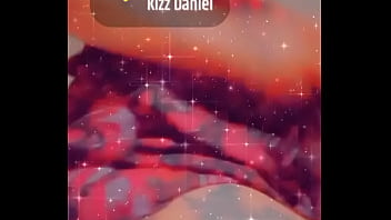 Chubby queen shaking her big sexy tattoed booty