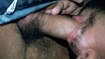 Casado Me Deu Rola Dentro Do Carro Repare A Aliança Na Mão Dele thumbnail