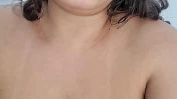 Quando vou o açougue fico toda molhada tezão de vaca por josuel o açougueiro do meu bairro