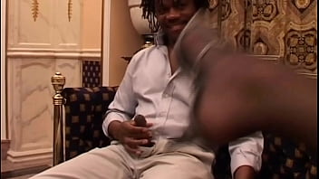 Nonton A Hard Big Black Cock In The Ass Of This Horny Slut thumbnail