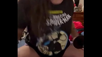 Good morning everyone ️ talk to me while i get ready for the day ️