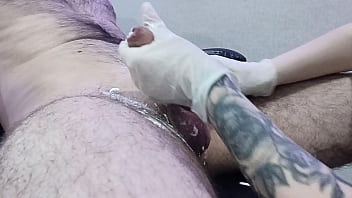 Nurse shaves patient's groin and ends with happy ending